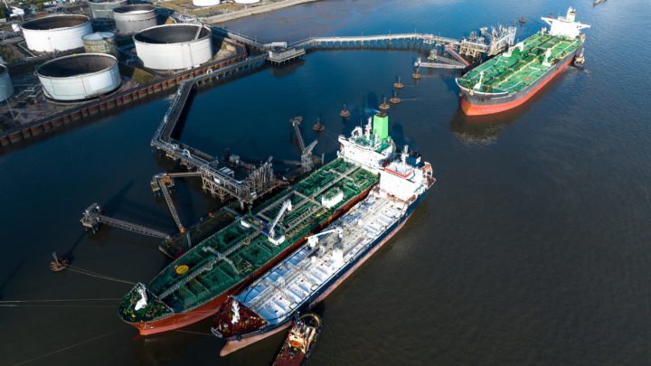 A new ship-to-ship fuel transfer service unveiled at Tranmere Terminals will boost capacity, efficiency and environmental performance as well as debottlenecking product movements.