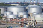 Oil ad gas storage at port