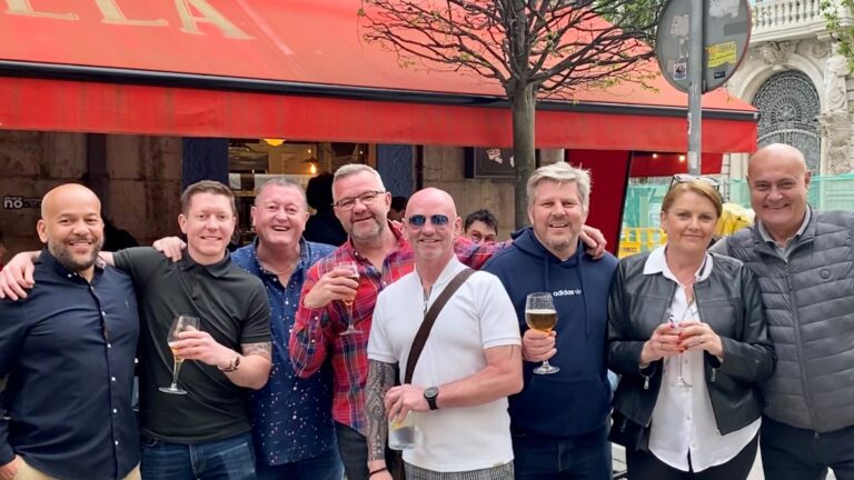 Group picture of Barton Petroleum employees