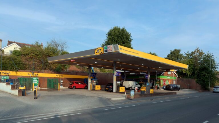 Aller Vale Service Station following the JET rebrand