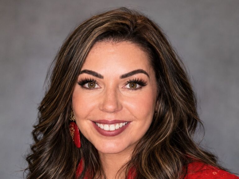 Headshot or LIndsay Southall of Greenergy